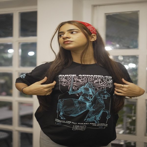 21BCE CHRONICLES UNISEX OVERSIZED T-SHIRT